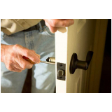 manutenção de fechadura de porta valor Cascatinha